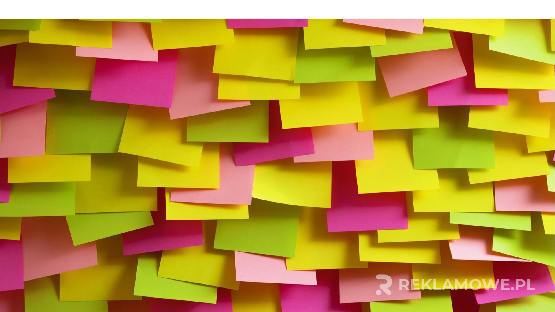 Karteczki reklamowe używane w kampaniach świątecznych